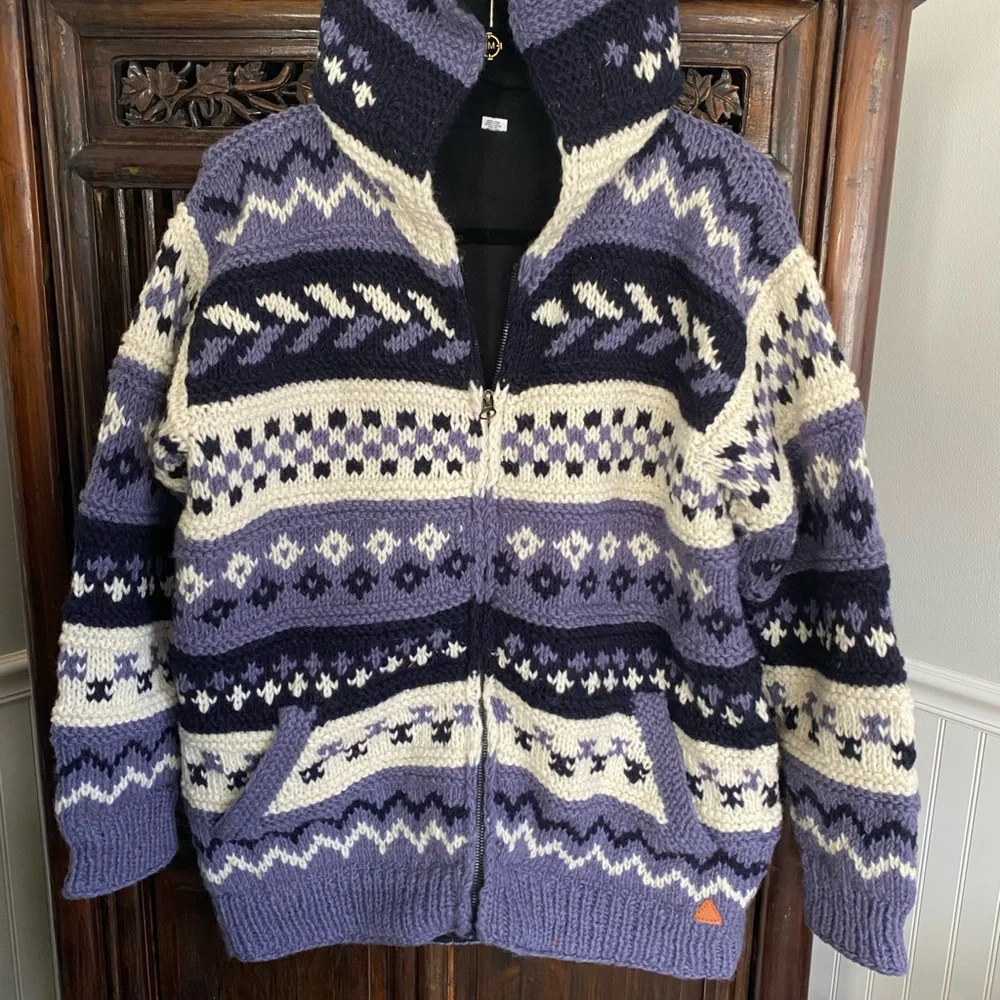 Handmade in Nepal 100% Wool zip up hooded sweater– Fully Lined – Oversized M - Picture 2 of 8